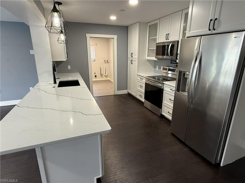 1534 Ricardo AVE-5