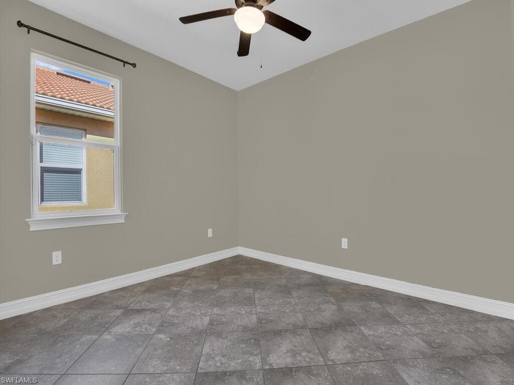 4211 Dutchess Park RD-23