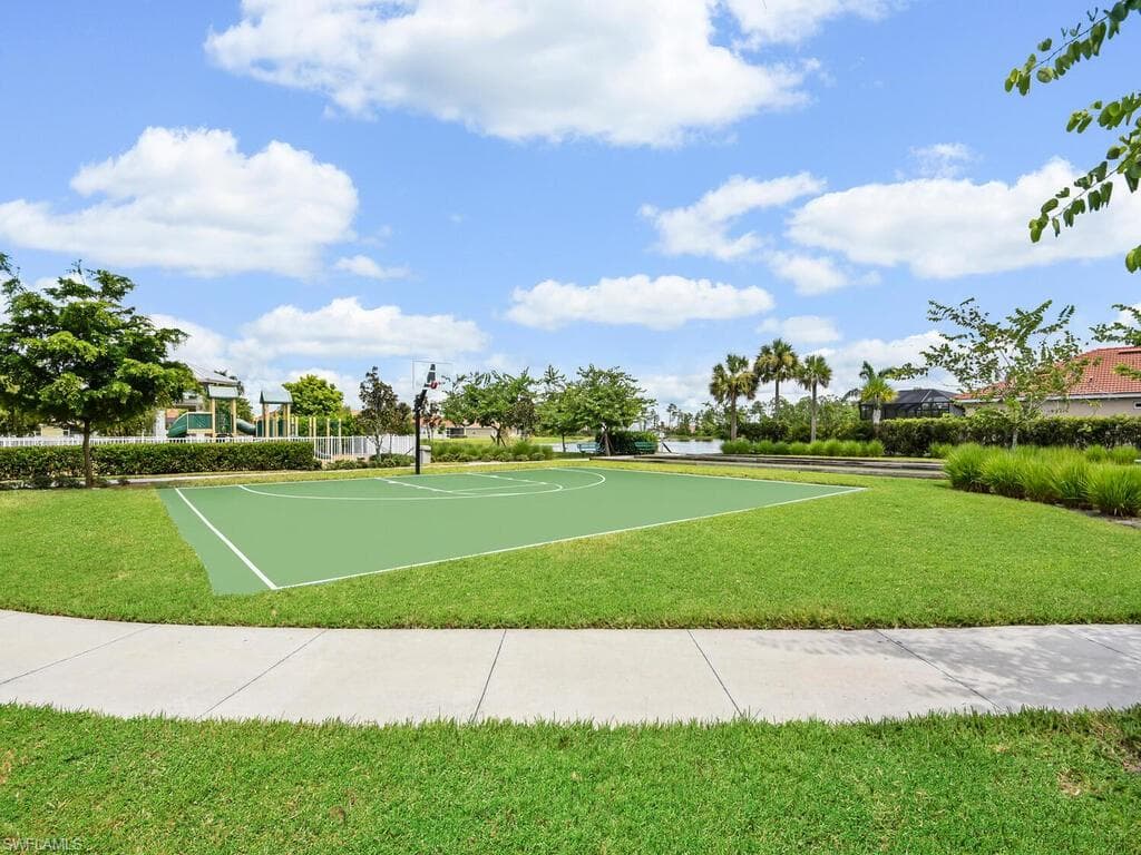 4211 Dutchess Park RD-43