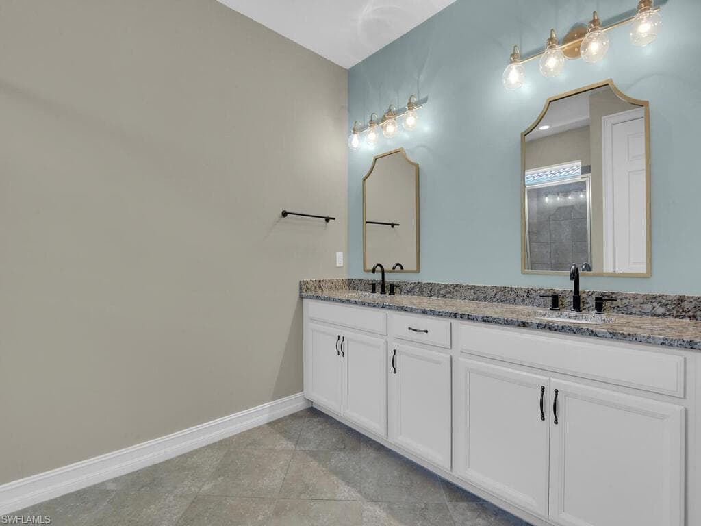 4211 Dutchess Park RD-16