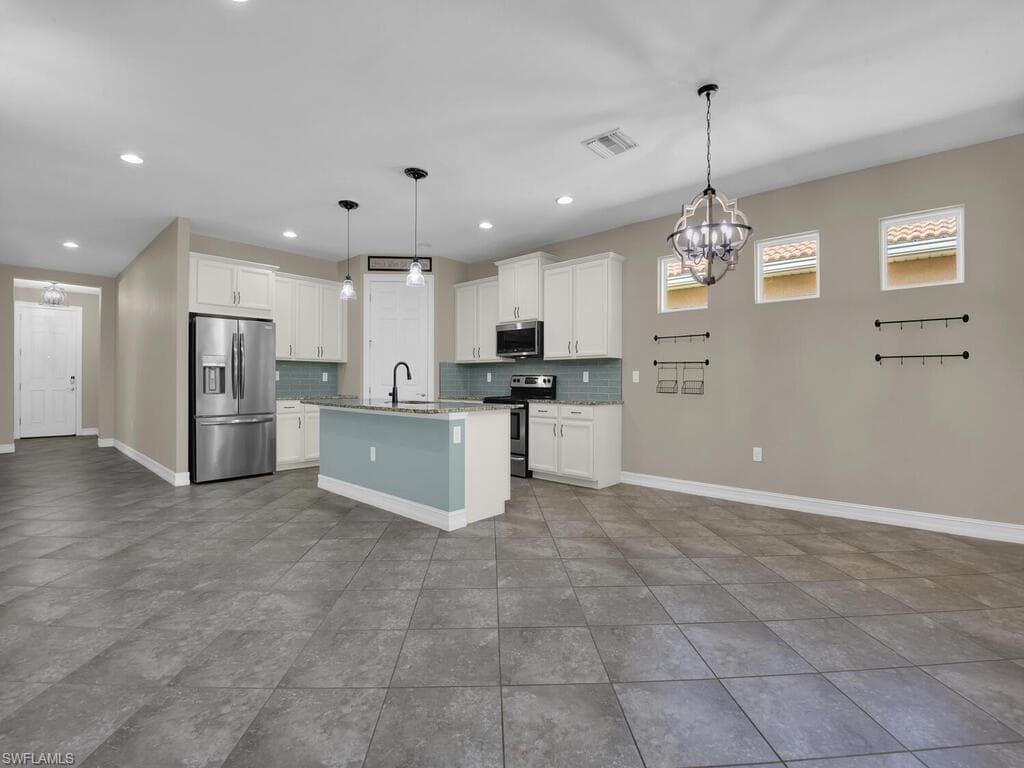 4211 Dutchess Park RD-5