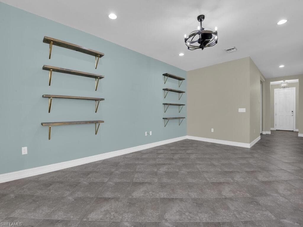 4211 Dutchess Park RD-4