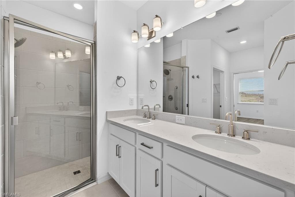 11751 Venetian Lagoon DR 101-24