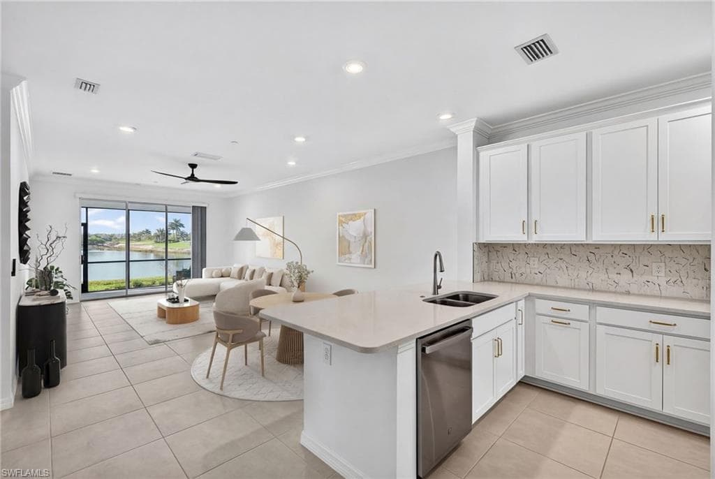 11751 Venetian Lagoon DR 101-14