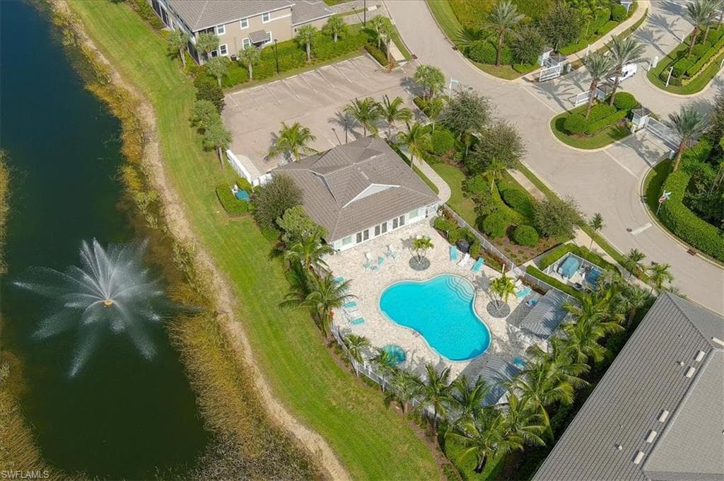 6954 Avalon CIR 703-16