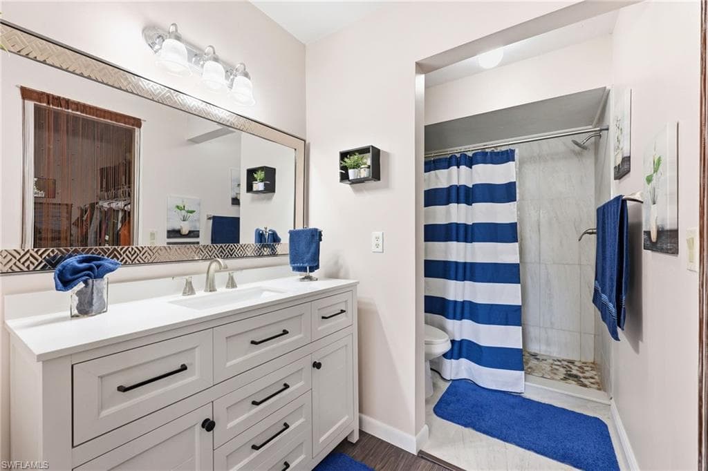10548 Quincy CT-20