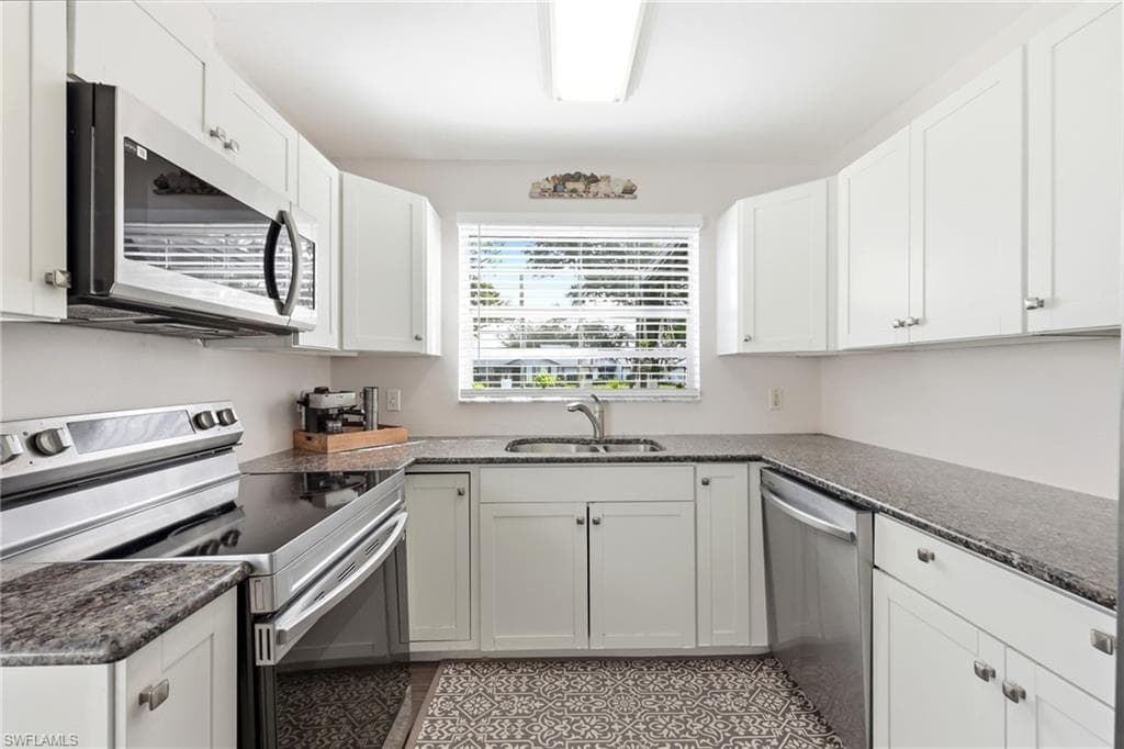 10548 Quincy CT-15
