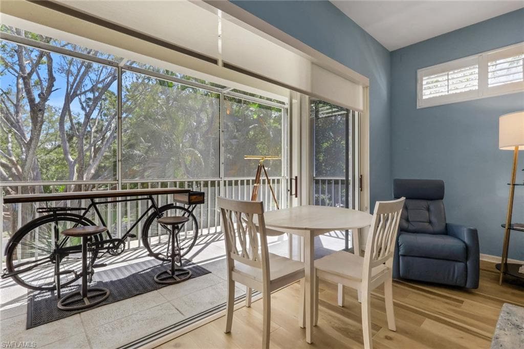 15116 Royal Fern CT B200-20