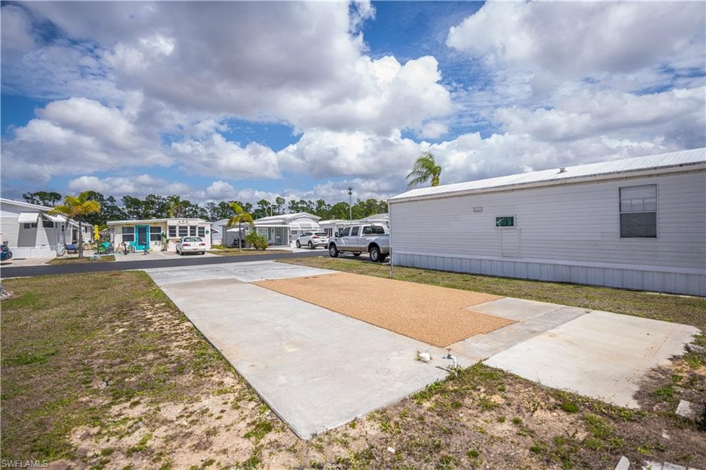 25 La Fonda LN-5