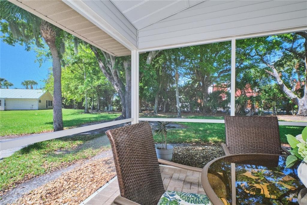 14652 Sagamore CT-18