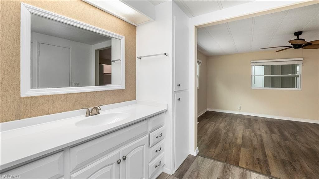851 Manatee RD-27