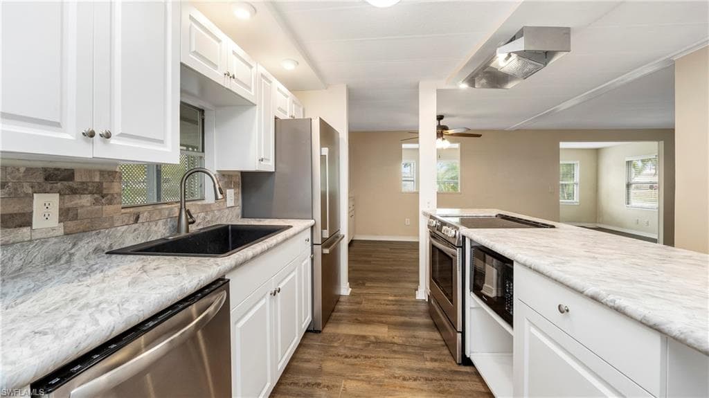 851 Manatee RD-16