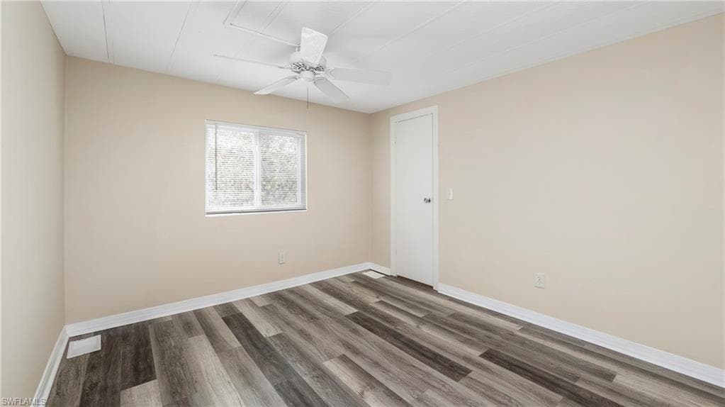 851 Manatee RD-24