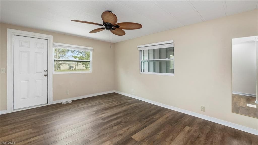 851 Manatee RD-29