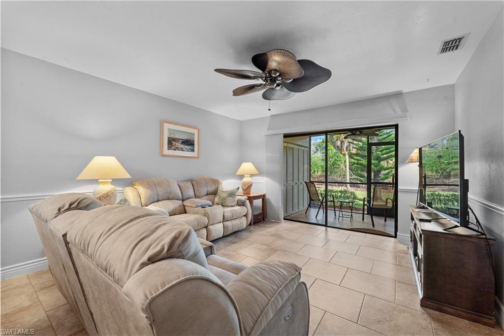 8430 Charter Club CIR 3-11