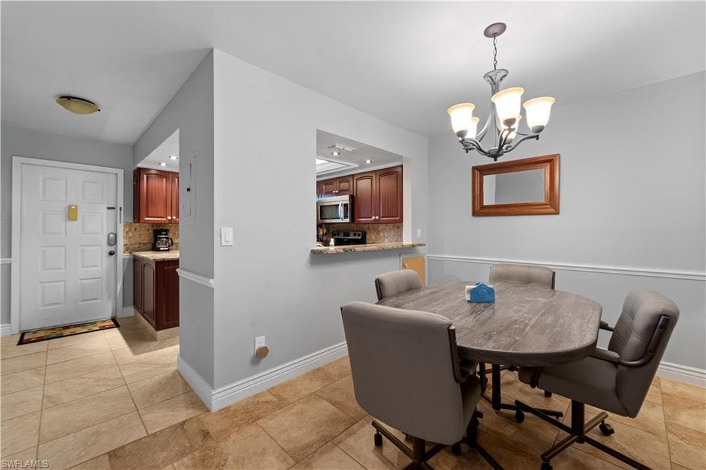 8430 Charter Club CIR 3-21