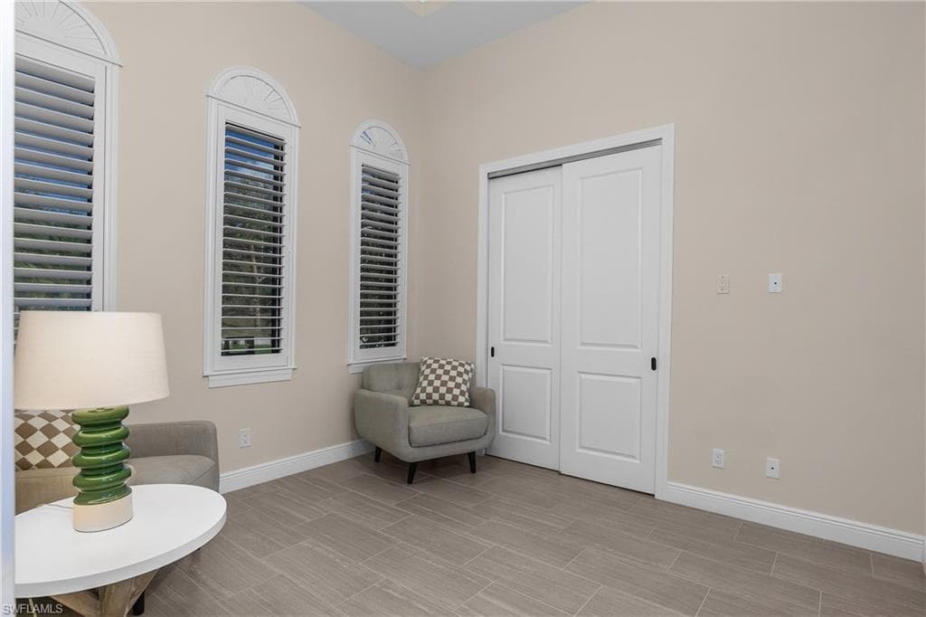 17210 Serengeti CIR-36