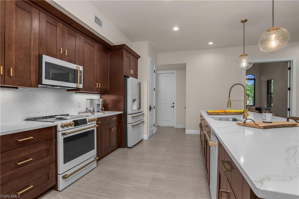 17210 Serengeti CIR-11