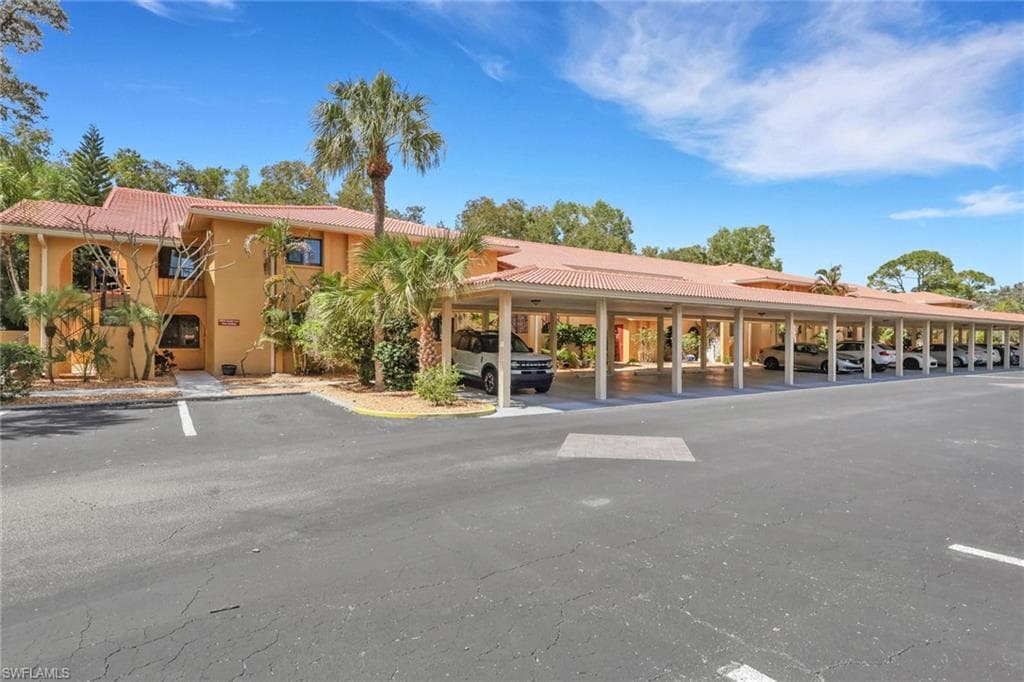 9820 Citadel LN 103-1