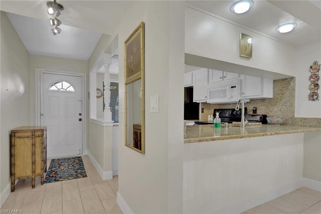 9820 Citadel LN 103-5