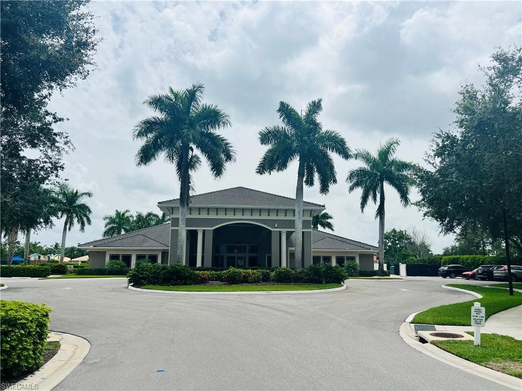 14265 Manchester DR-27