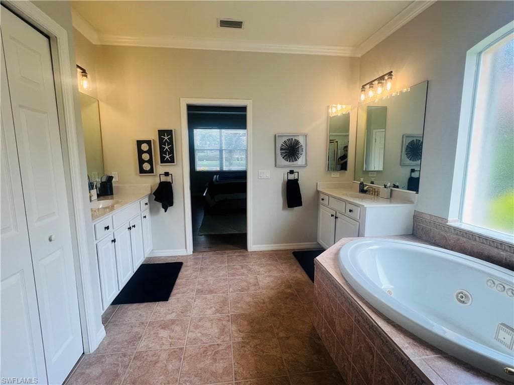 14265 Manchester DR-14