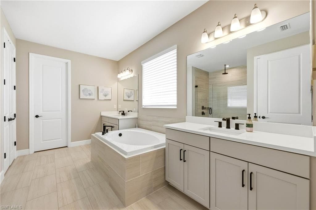 2094 Grove DR-13