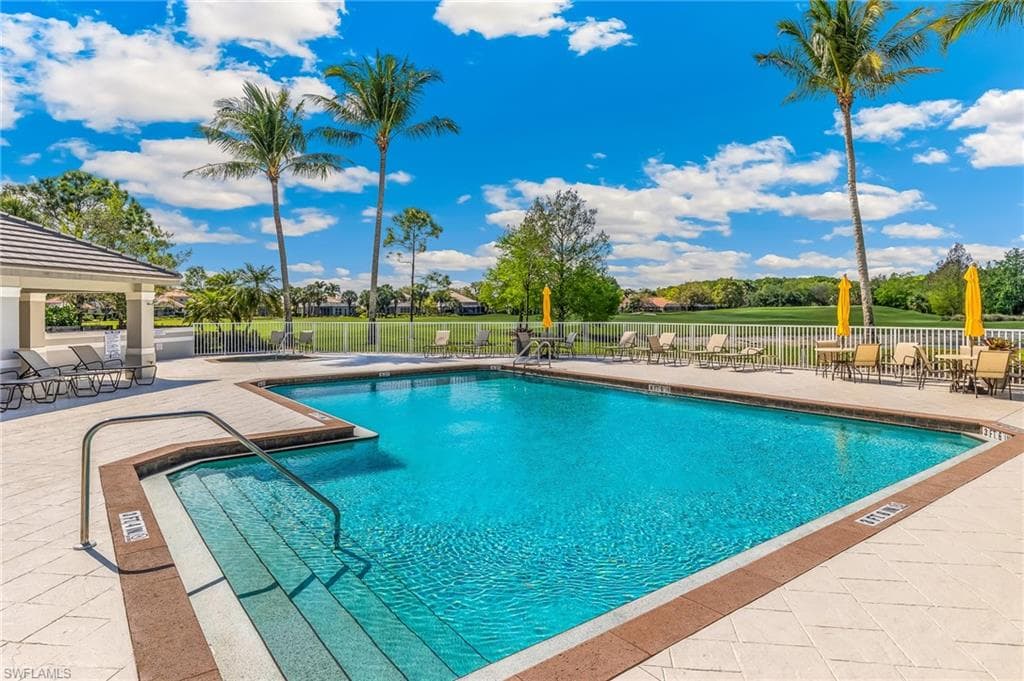 12058 Covent Garden CT 1203-32