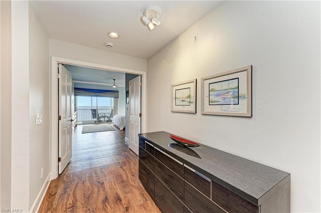 14813 Laguna DR 401-28