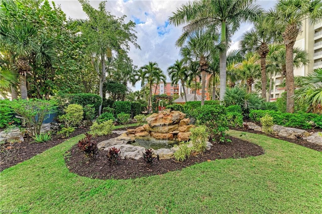 14813 Laguna DR 401-48