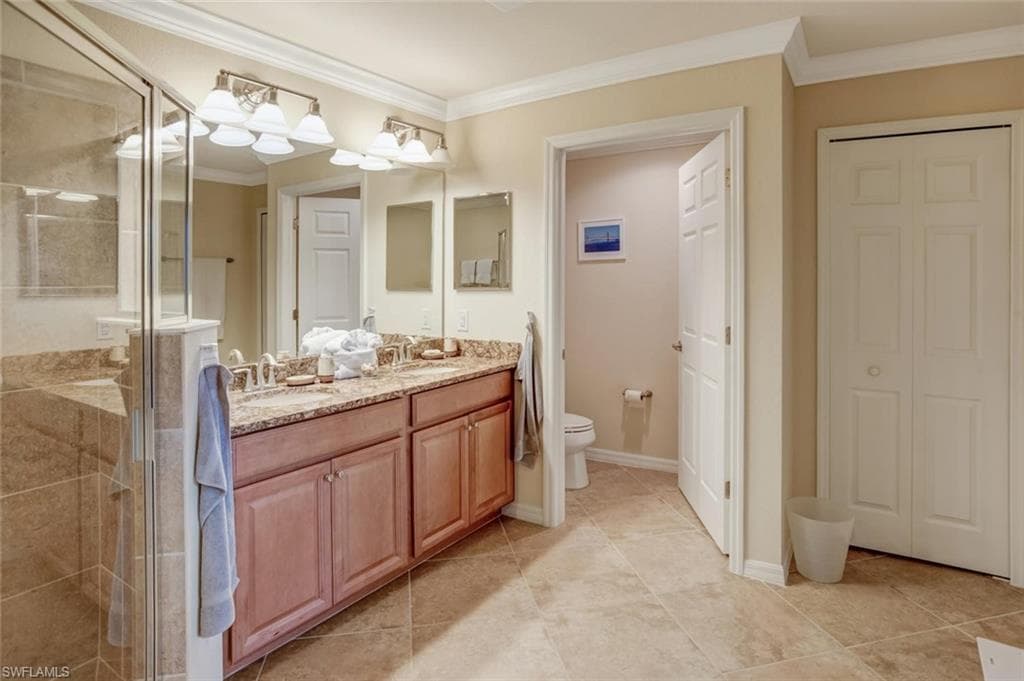 9126 Napoli CT 101-12