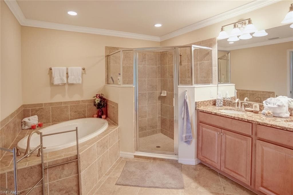 9126 Napoli CT 101-11