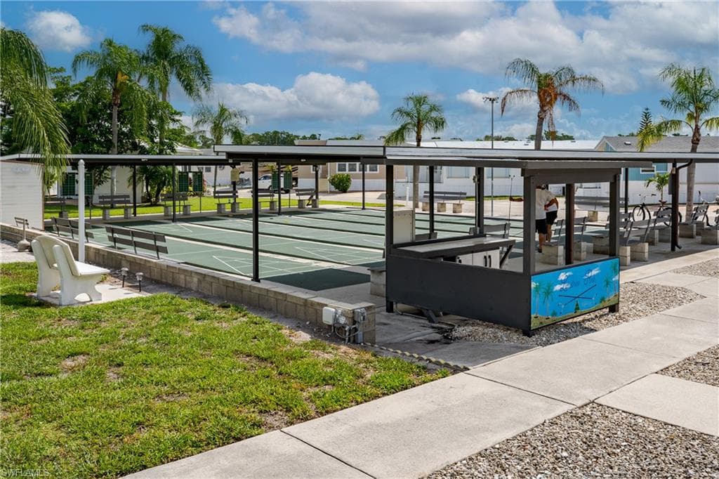 14 Limetree Park DR-21
