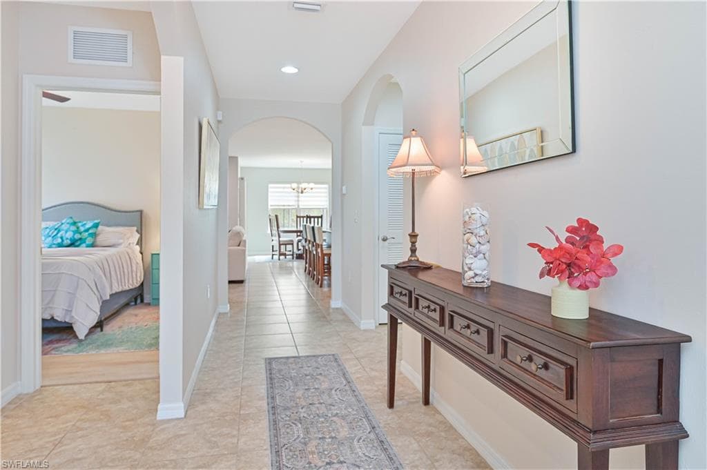 3275 Birchin LN-23