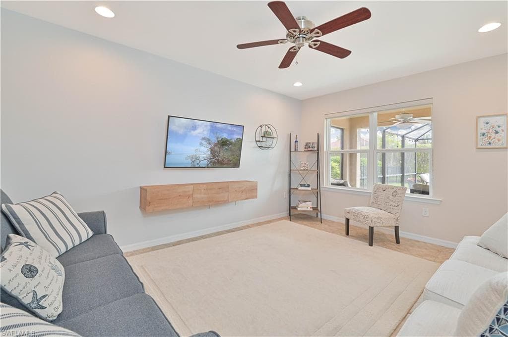 3275 Birchin LN-16