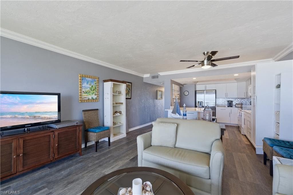 25810 Hickory BLVD 208-7