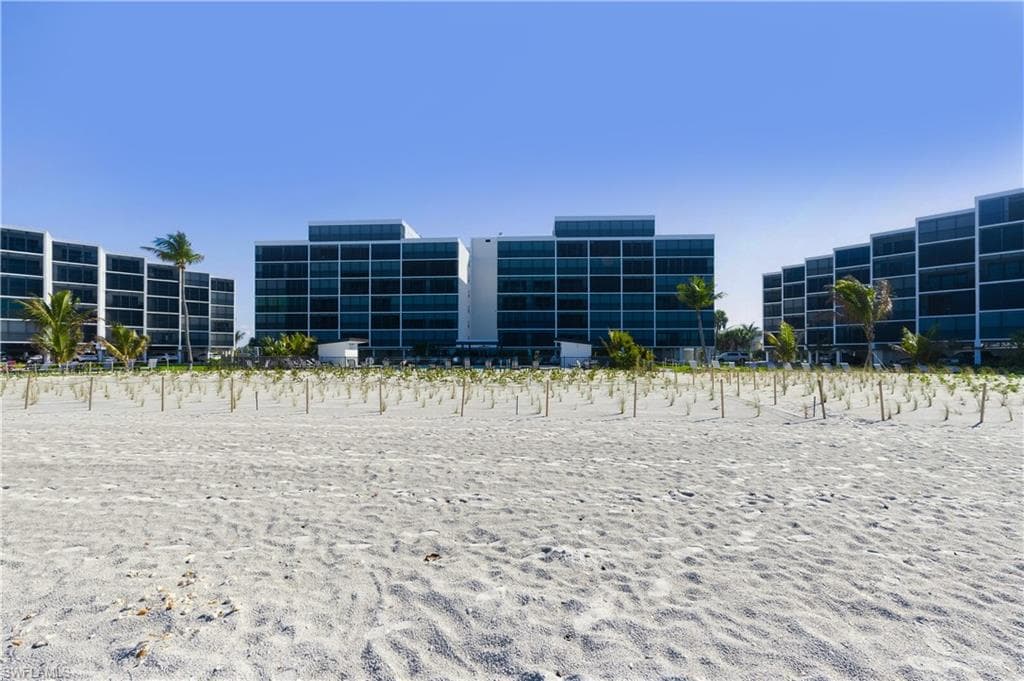 25810 Hickory BLVD 208-24