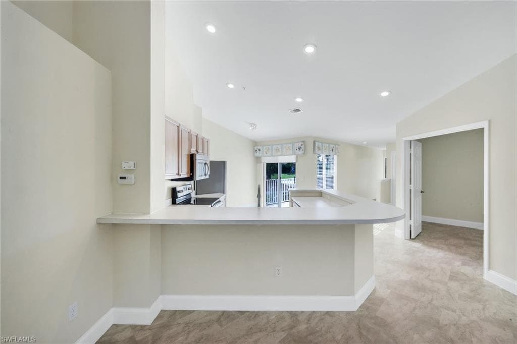 4940 Deerfield WAY 201-16
