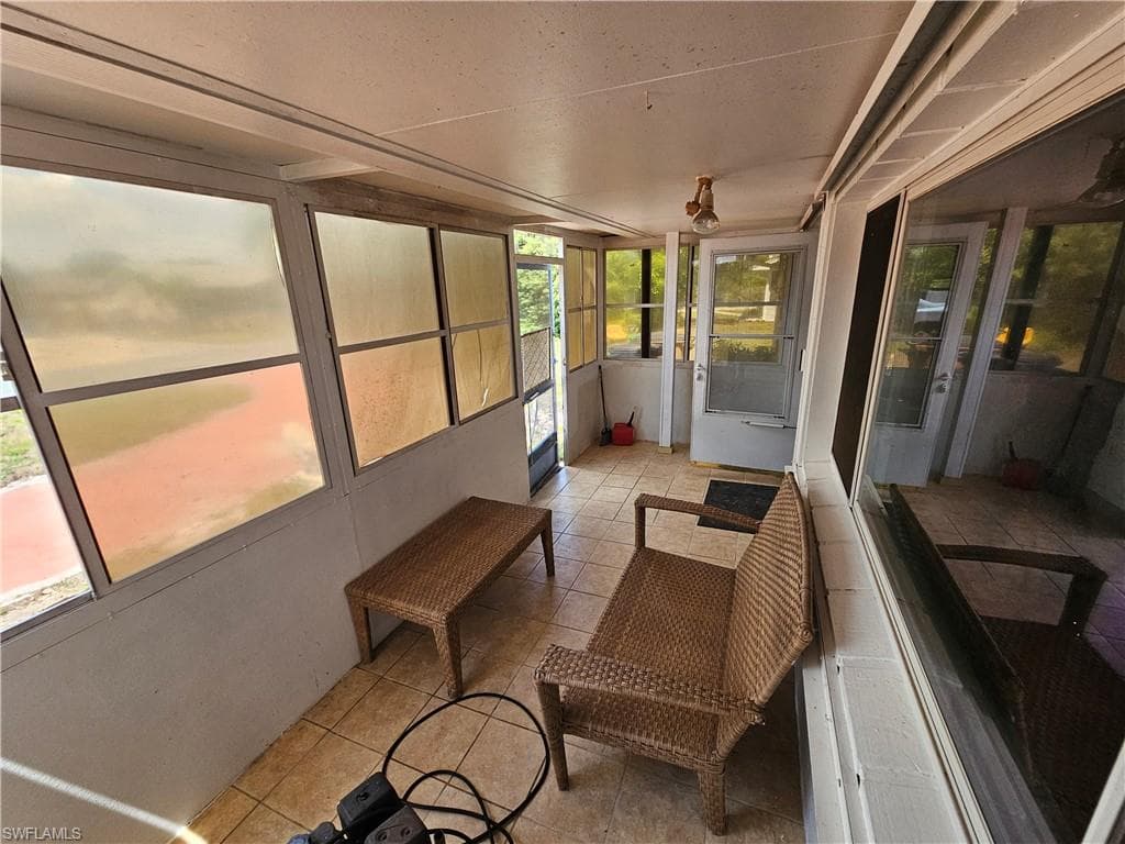 116 Rowland RD-4