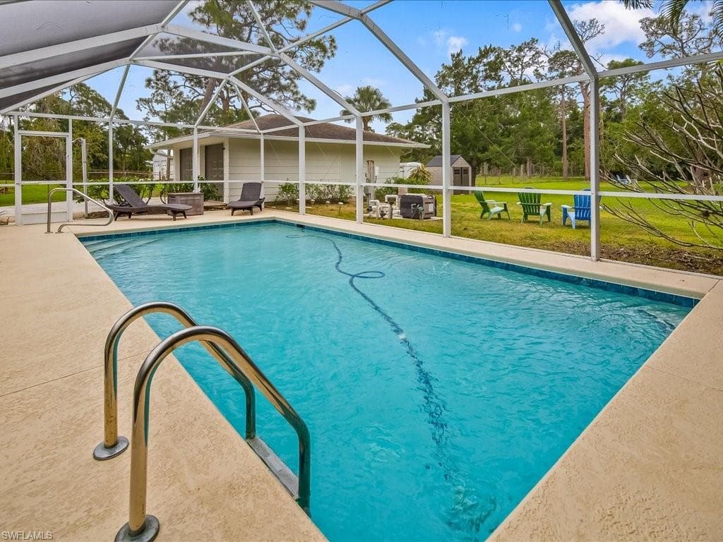 5272 Myrtle LN-13