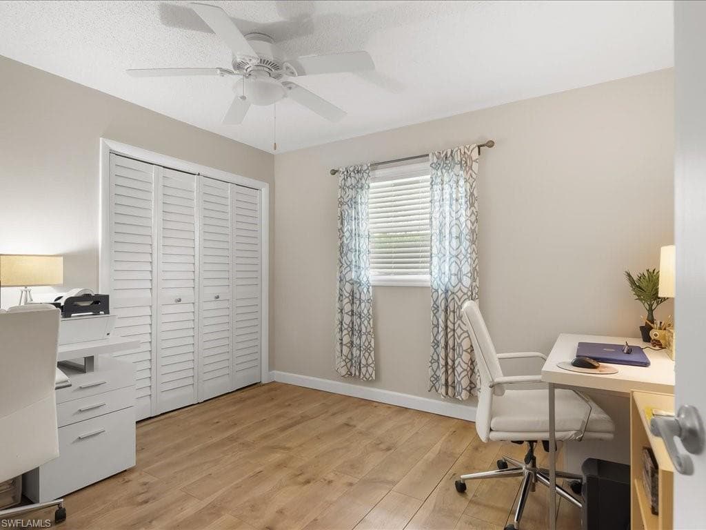 5272 Myrtle LN-15