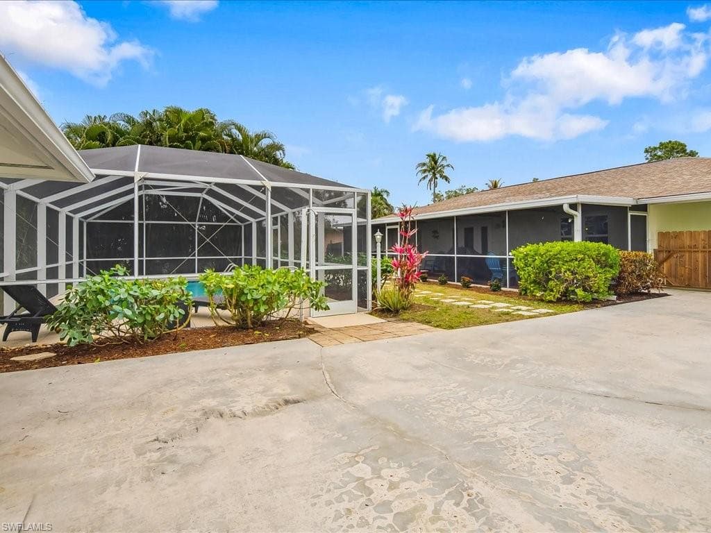 5272 Myrtle LN-21