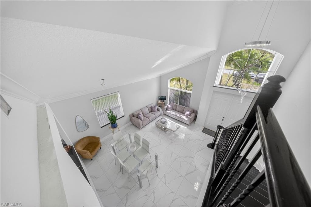 9730 Springlake CIR-32