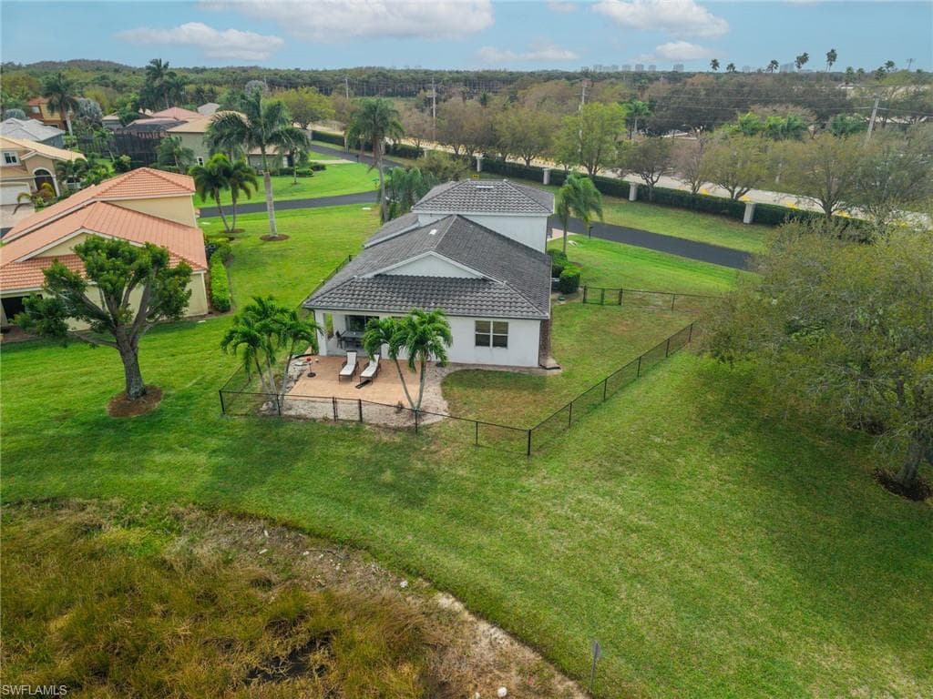 9730 Springlake CIR-38