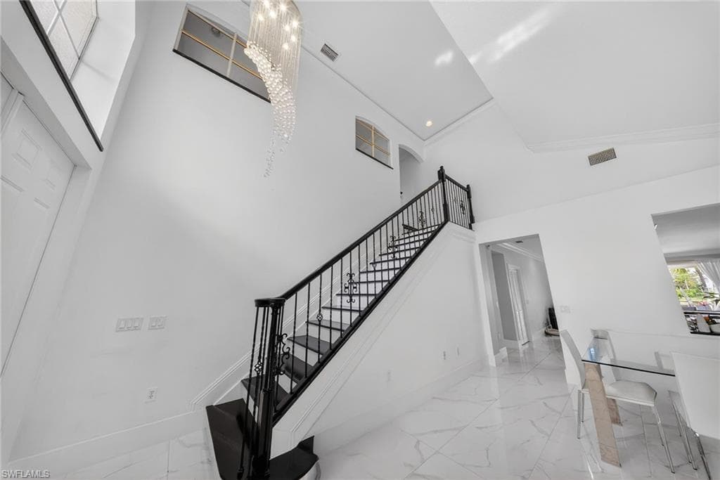 9730 Springlake CIR-14