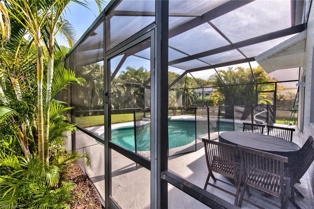 11533 Woodmount LN-26
