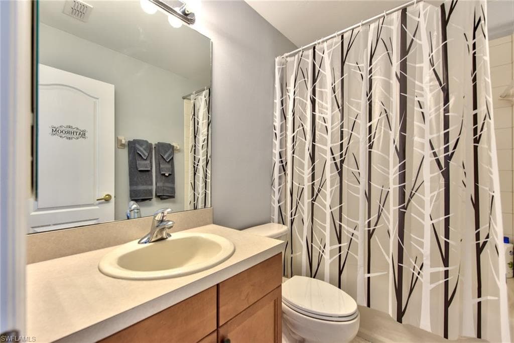 11533 Woodmount LN-18