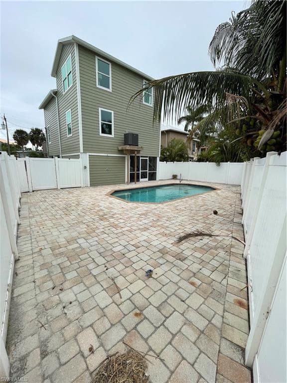 235 Miramar ST-2