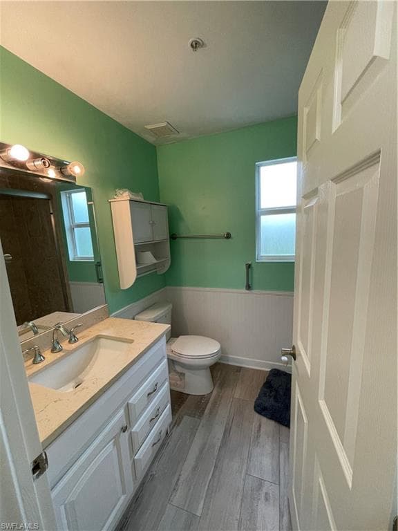 235 Miramar ST-12