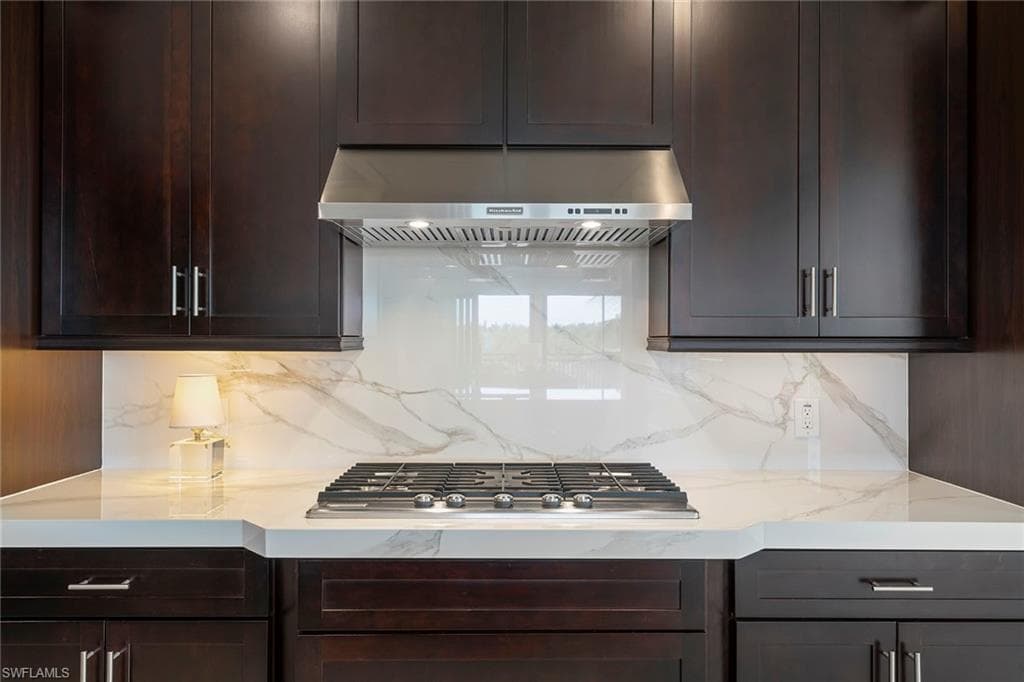 4731 Via Del Corso LN 202-2